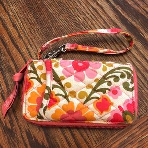 Vera Bradley Folklore phone zip wristlet